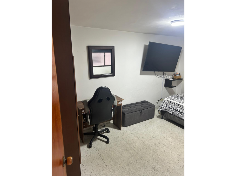 Vende-Permuta apartamento area 97 metros -Sta Maria-Itagui — foto 5