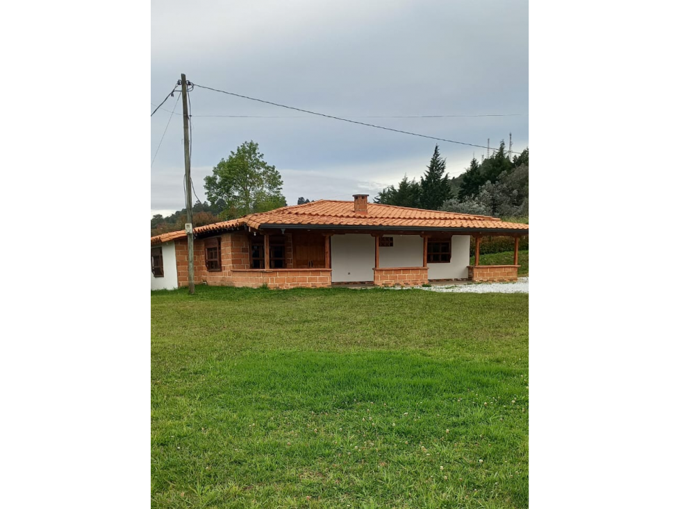 Vende Casa Finca escritura al 100%- El Placer-Santa Elena