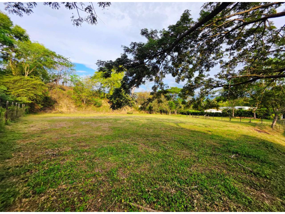 Vende Lote topografía plana -condominio en Sopetran