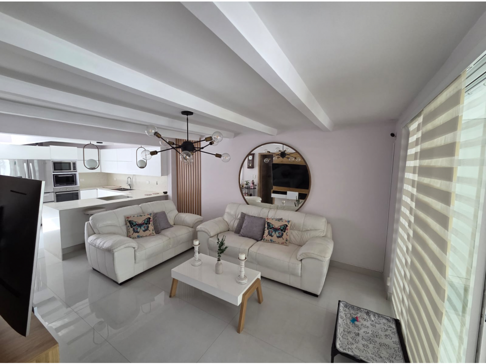 Vende Casa 2 niveles- Unidad Cerrada La mota-Belen
