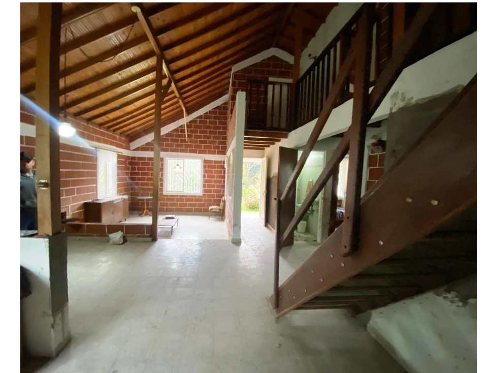Vende Finca Matricula Independiente- terreno plano-el Plan Sta elena — foto 2