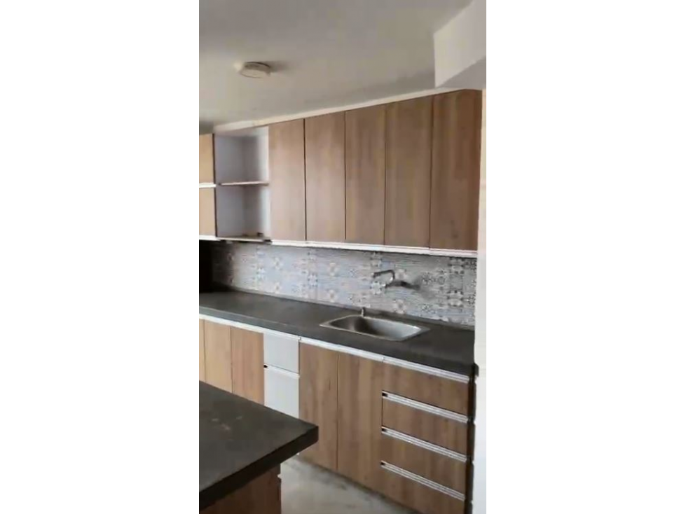 Vende Apartamento con parqueadero Conquistadores-Medellin — foto 6