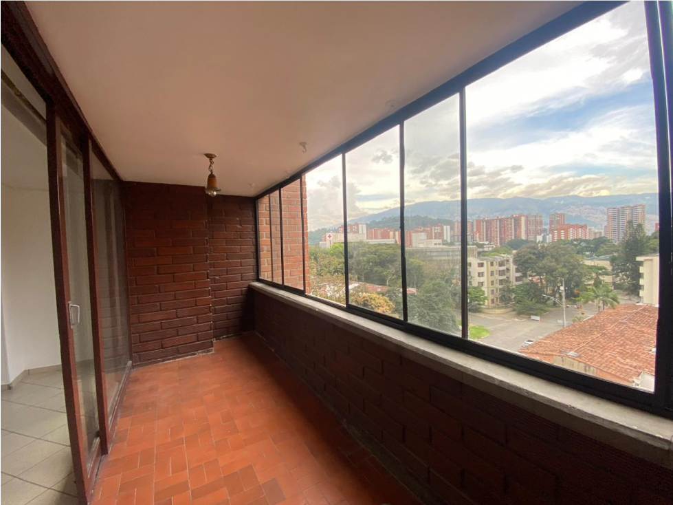 Venta Apartamento Para remodelar Colores- medellin — foto 3