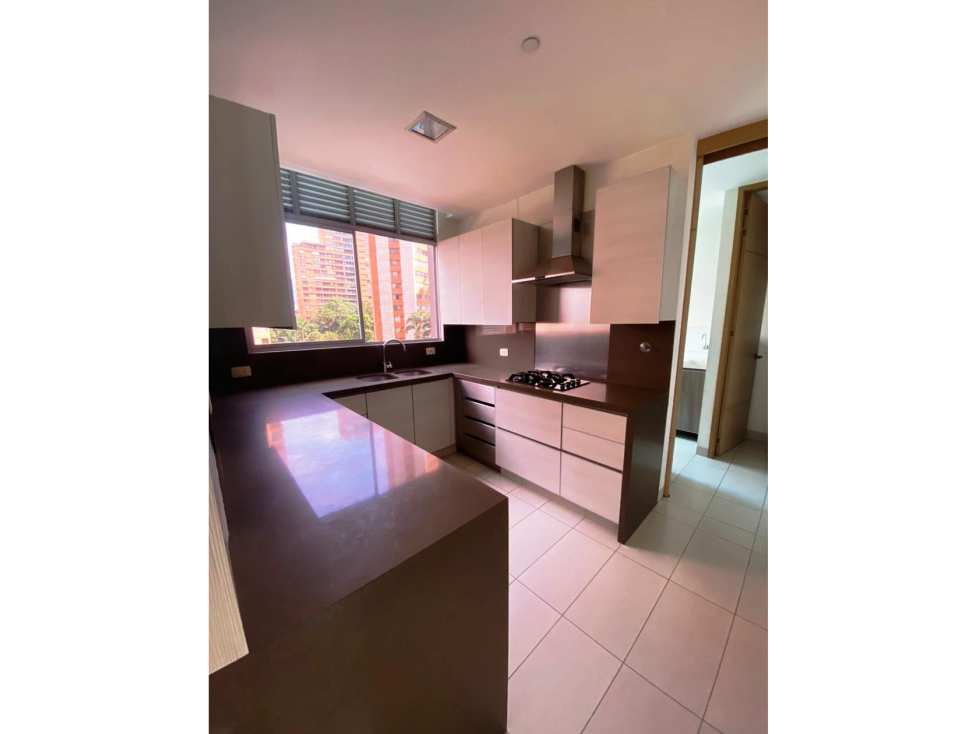 Apartamento con vista 360° Los Parra-poblado — foto 5