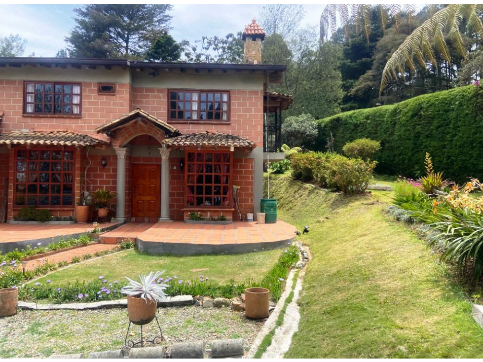 Casa finca con bosque y quebrada en Santa Elena Sector tres puertas — foto 3