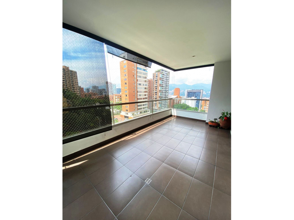 Apartamento con vista 360° Los Parra-poblado
