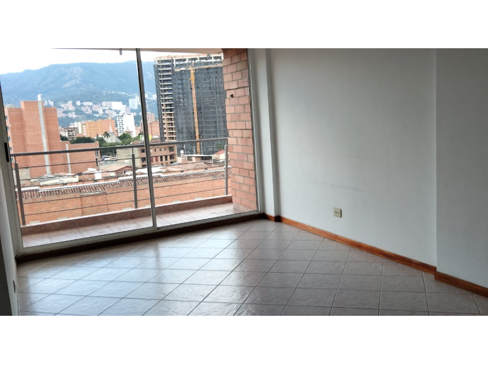 venta Apartamento 3 habitaciones mas la de servicio-Floresta — foto 2