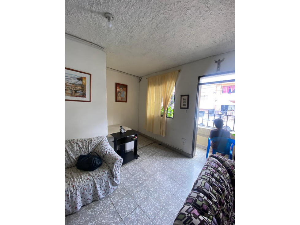 Vende Apartamento muy amplio con 5 habitaciones-Campo Valdez — foto 3