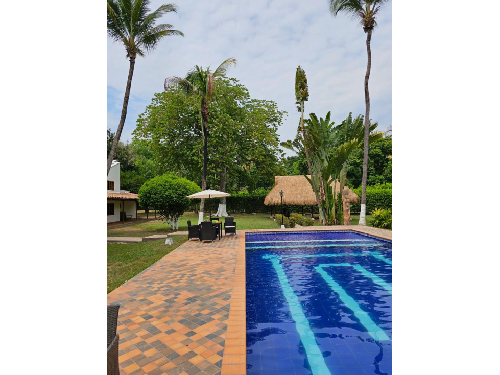 Vende-Permuta + dinero Casa Finca Santa fe de Antioquia — foto 2