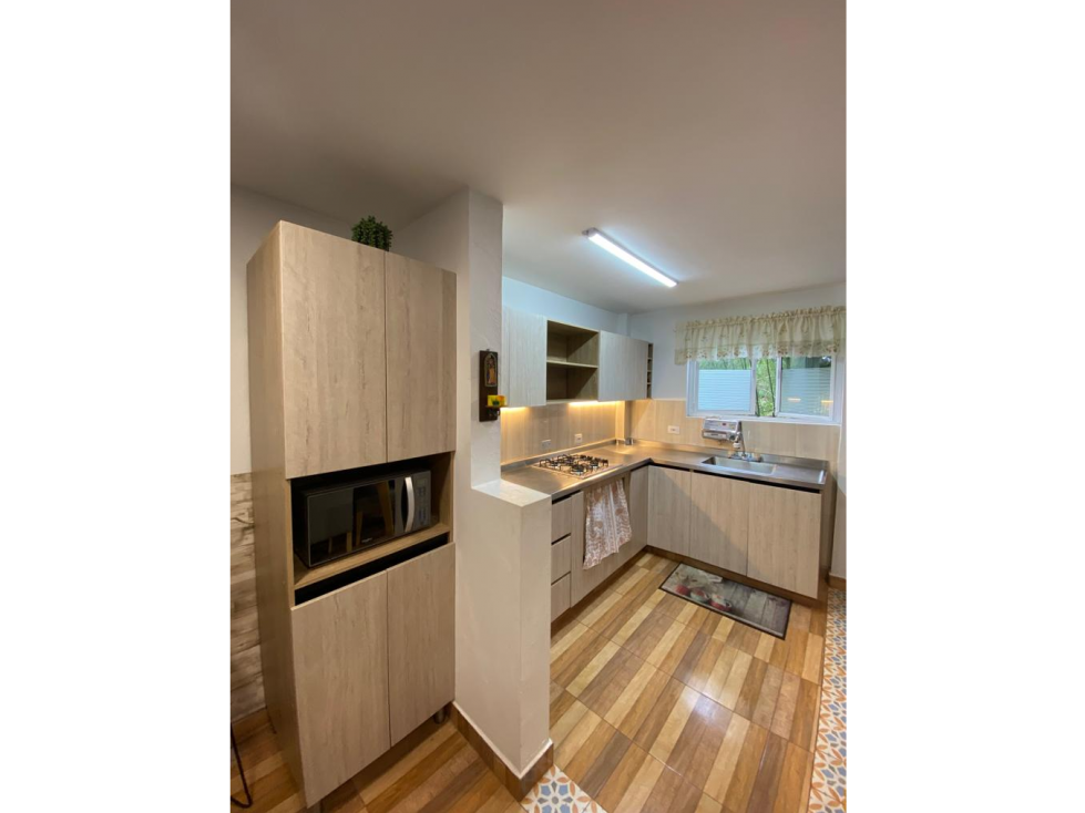 venta Casa Campestre con 5 habitaciones -El Rosario-Santa Elena