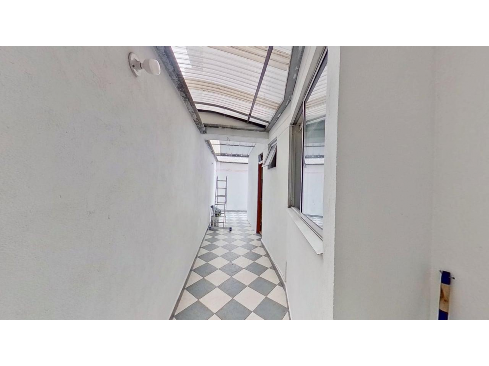 Venta apartamento segundo piso, 2 parqueaderos Laureles- Medellín — foto 2