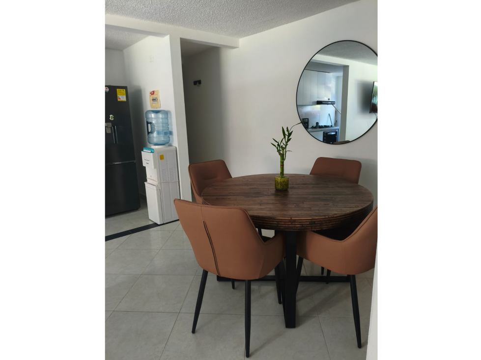 Vende Apartamento primer ´piso unidad cerrada loma de los bernal — foto 5