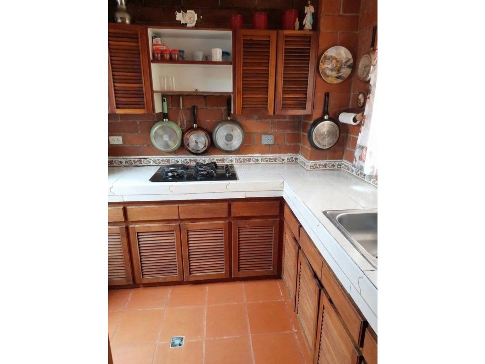 Vende Casa con patio en unidad cerrada Rionegro — foto 3