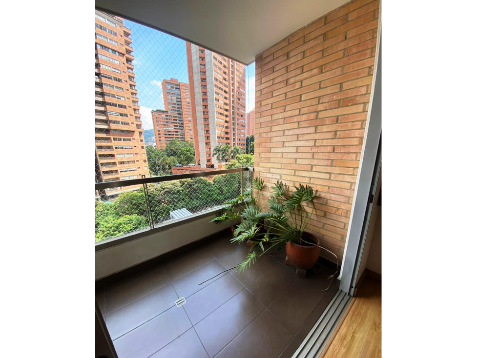 Apartamento con vista 360° Los Parra-poblado — foto 3