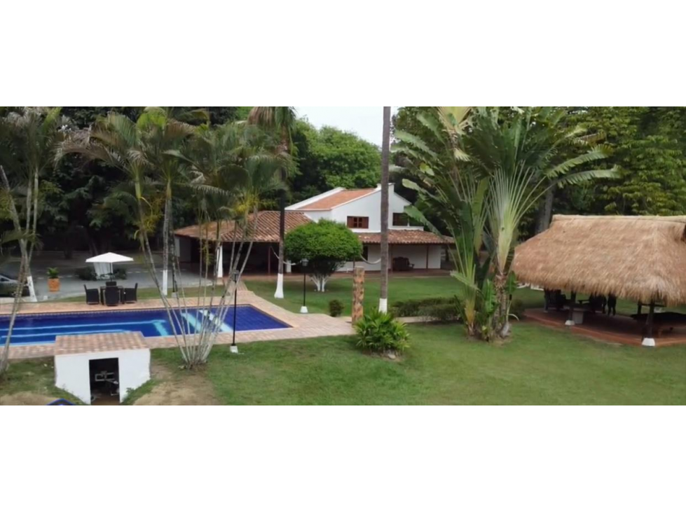 Vende-Permuta + dinero Casa Finca Santa fe de Antioquia — foto 4