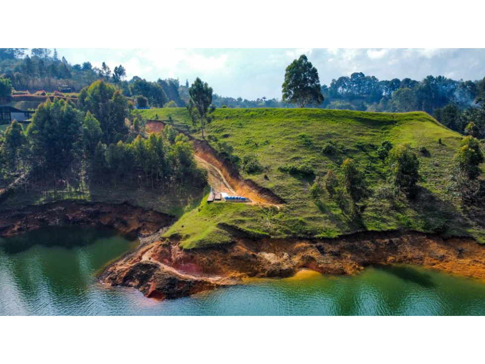 Lote Península acceso a la represa Guatape -El Peñol - 4