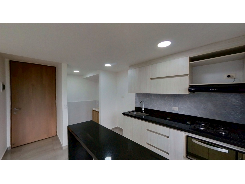 Apartamento piso alto. vista panorámica hermosa provincia-Bello — foto 3