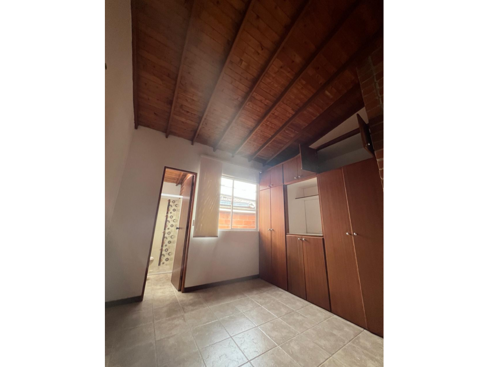 Vende casa unifamiliar Doble parqueadero Sector La Catolica- Rionegro — foto 4