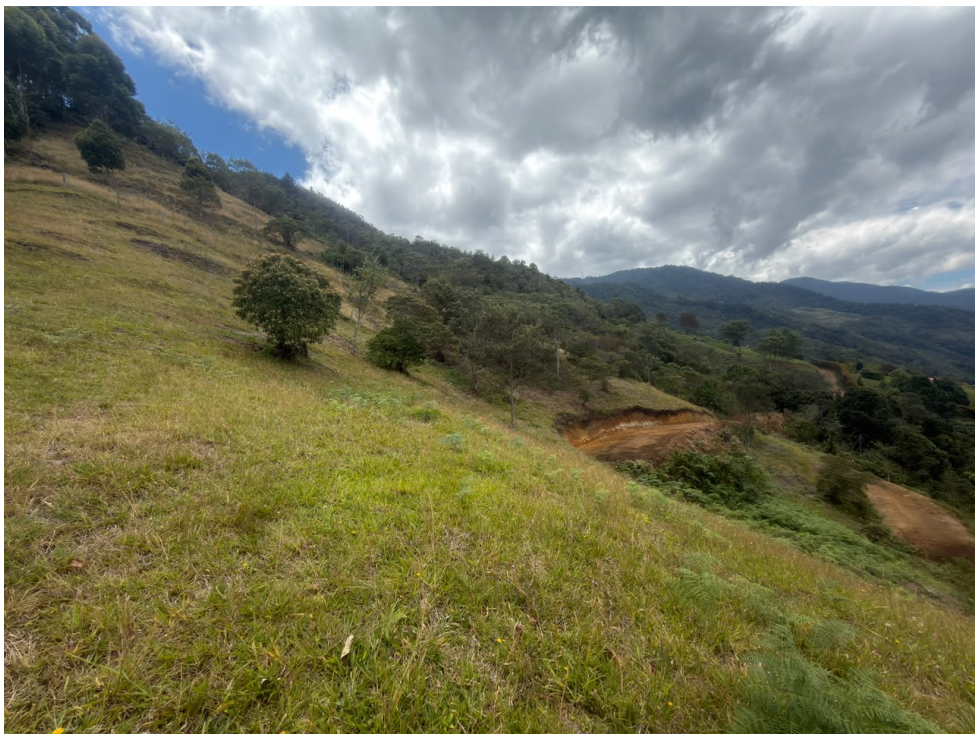 Lote con matricula independiente- Parcelacion Caldas-Medellin - 2