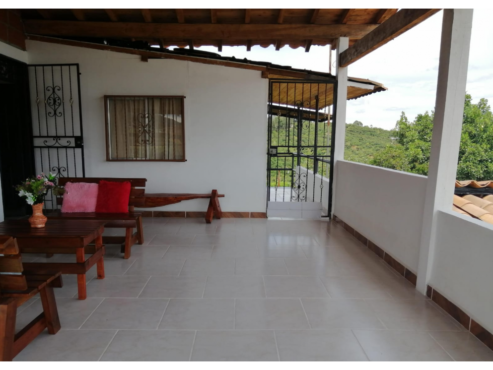 Casa Finca en guarne vereda Juan 23 - 4