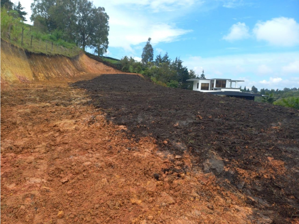 Lote con escrituras-licencia a 5 minutos del aeropuerto — foto 5