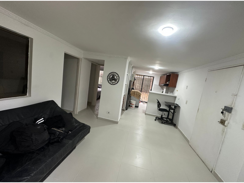 Apartamento primer piso con parqueadero-Almeria-Laureles — foto 2