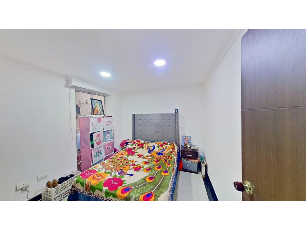 Venta apartamento segundo piso, 2 parqueaderos Laureles- Medellín — foto 4