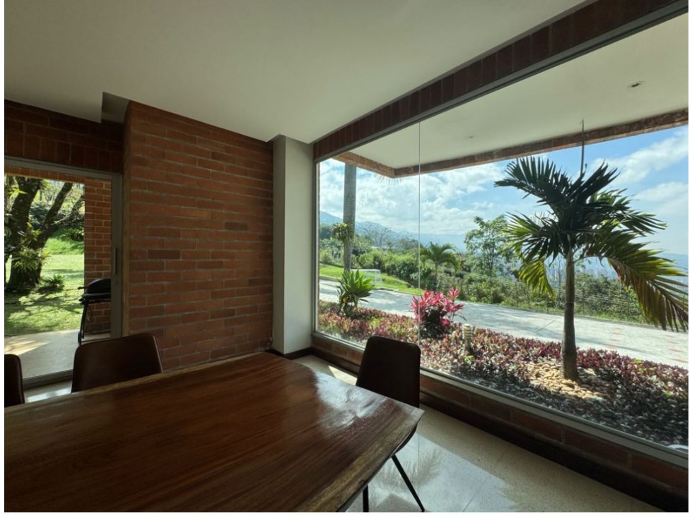 Vende Casa Campestre linda vista al Poblado-Palmas — foto 3