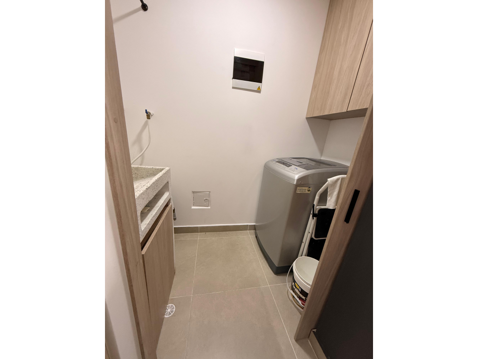 Vende Apartamento, unidad cerrada Los Colegios-Rionegro — foto 4
