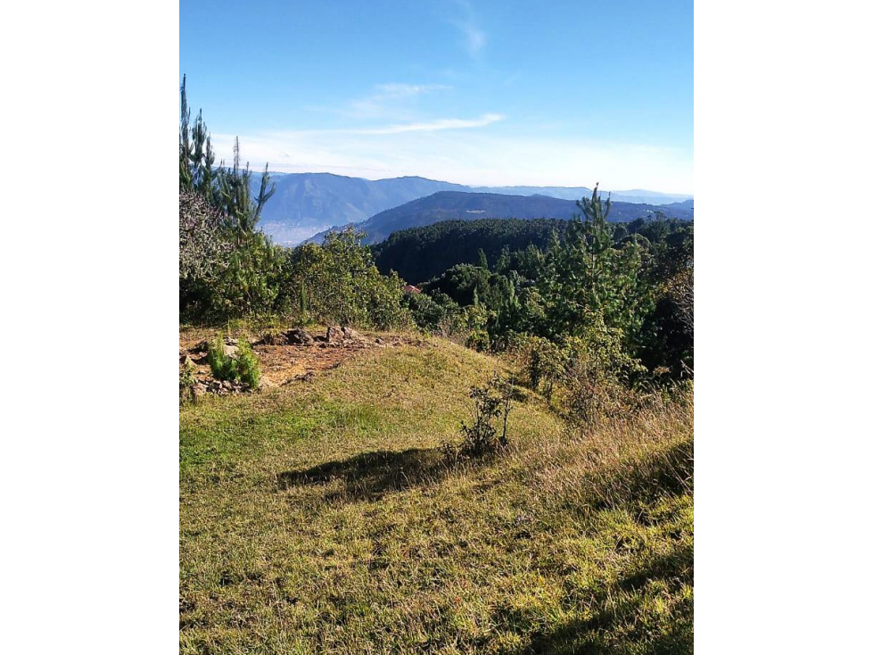 Lote en Santa Elena con linda vista hacia el Poblado -Medellin — foto 6