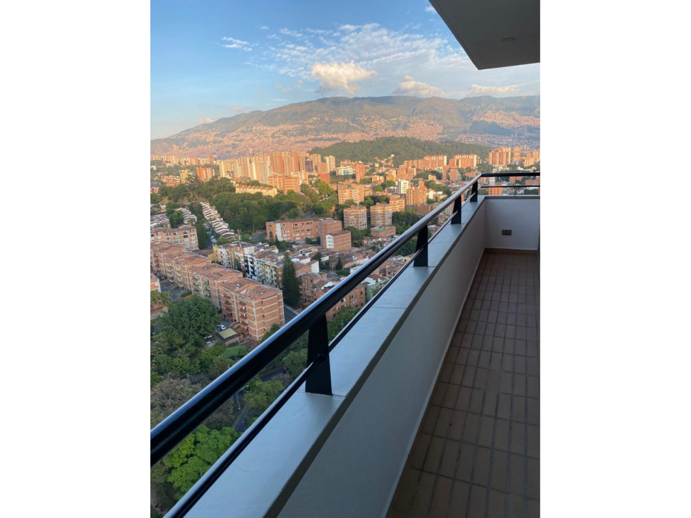 Apartamento-vista panorámica -Calasanz parte media — foto 4