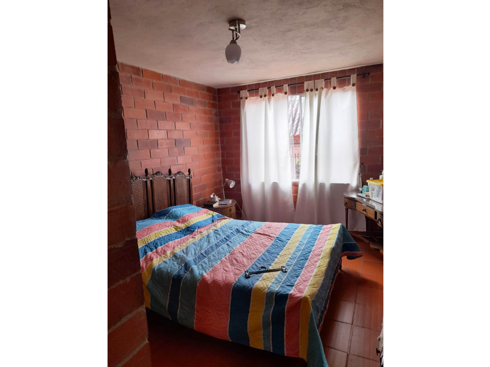 Vende Casa con patio en unidad cerrada Rionegro — foto 6