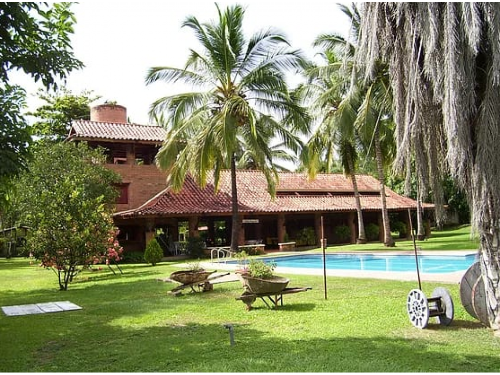 Finca en la milla de oro de Santa Fe de Antioquia - 1