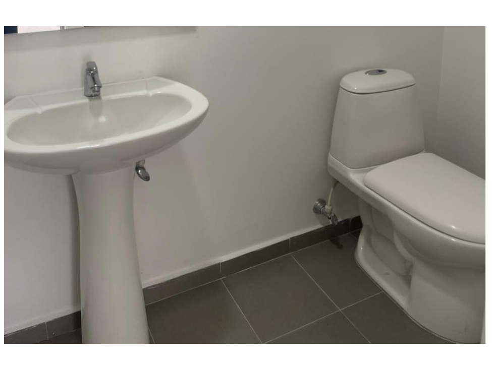 Vende Oficina Piso alto linda vista cerca Mayorca-Envigado — foto 6