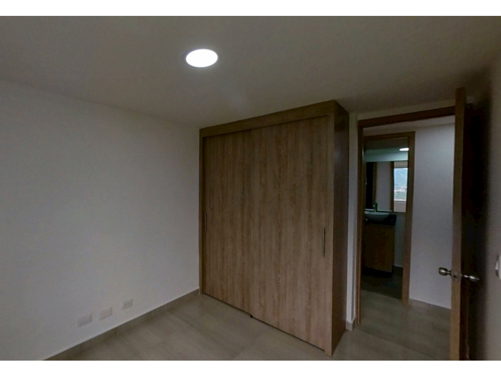 Apartamento piso alto. vista panorámica hermosa provincia-Bello — foto 6