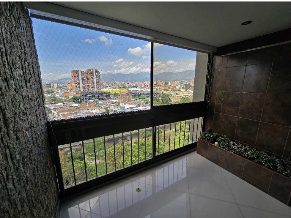 Venta Apartamento Vista panorámica Suramericana-Medellín — foto 2