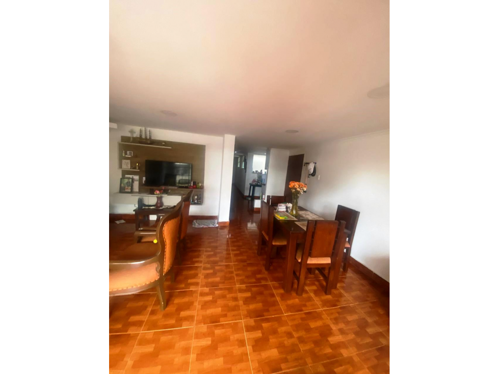 Vende Apartamento con 130metros-Belen Miravalle — foto 2