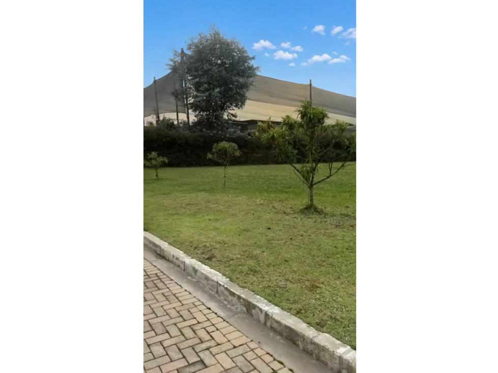 Vende Lote en Unidad Exclusiva Llano grande — foto 2