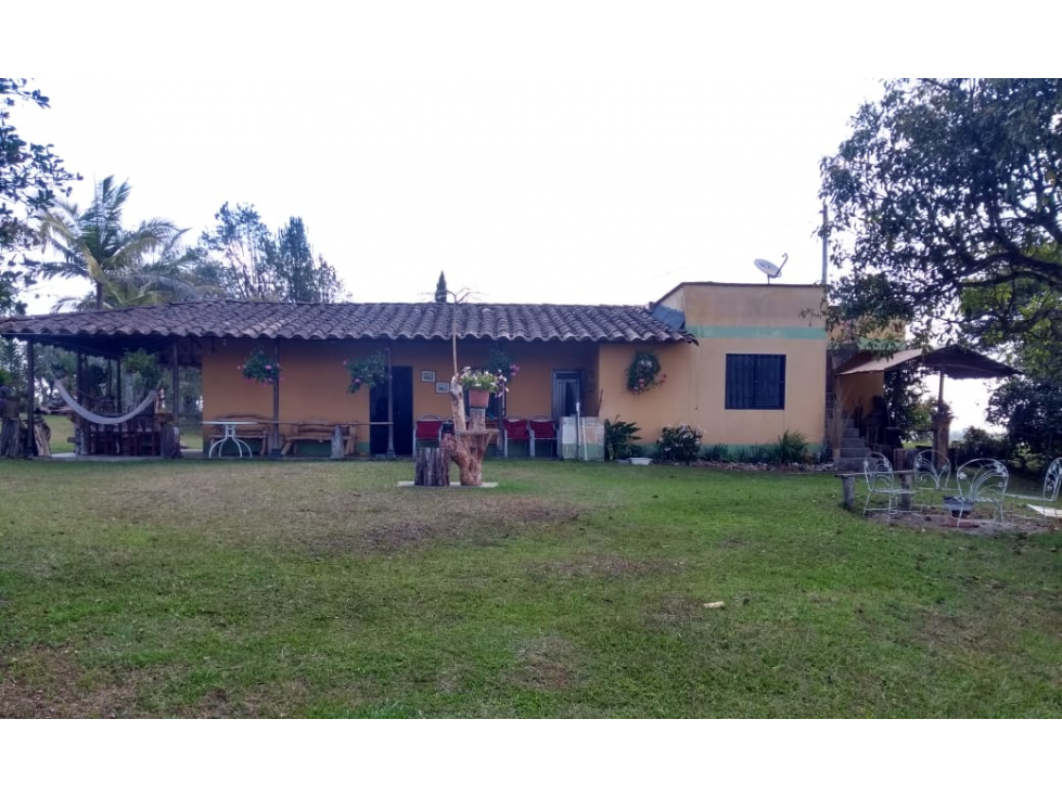 Finca Sub Urbana Vereda Alto del mercado-Marinilla - 1