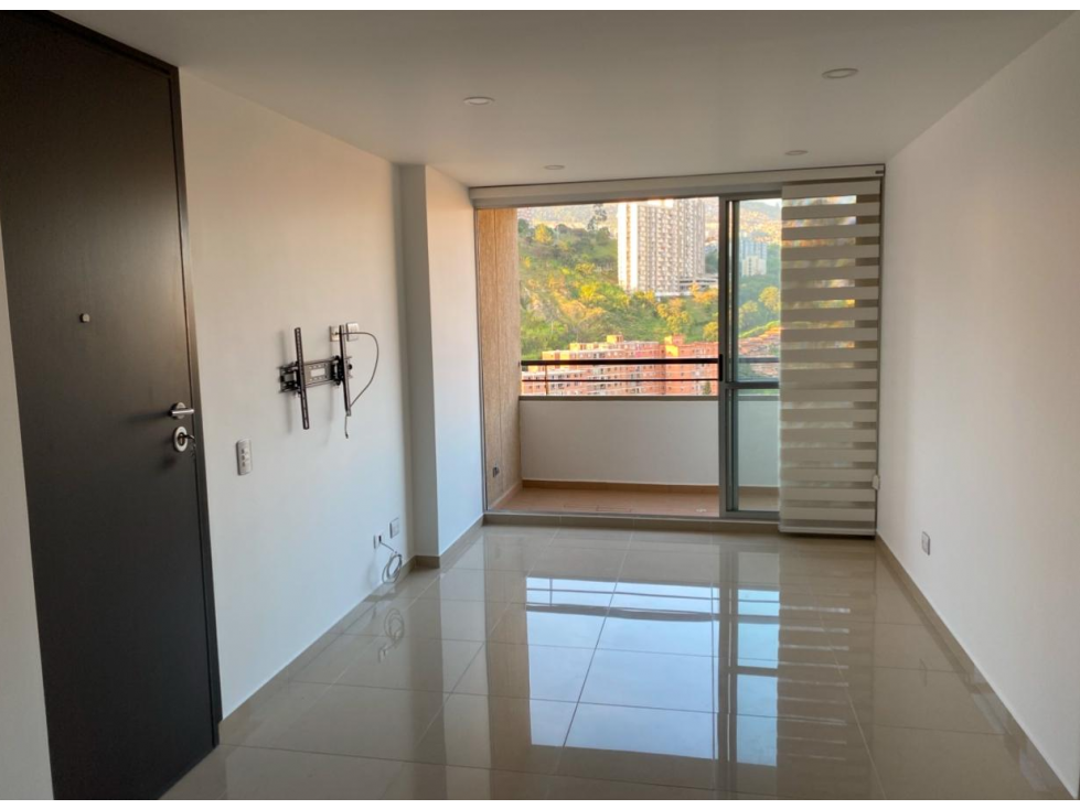 Apartamento-vista panorámica -Calasanz parte media