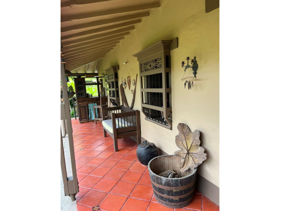 Finca con excelente acceso y Pesebreras- el Carmin-Rionegro — foto 4