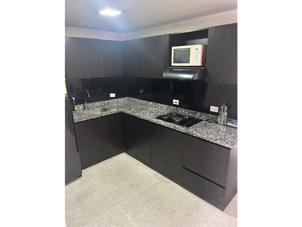 Vende-Permuta apartamento area 97 metros -Sta Maria-Itagui — foto 4