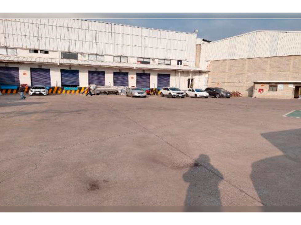RENTA NAVE TLANEPANTLA 4,200M2 - 1