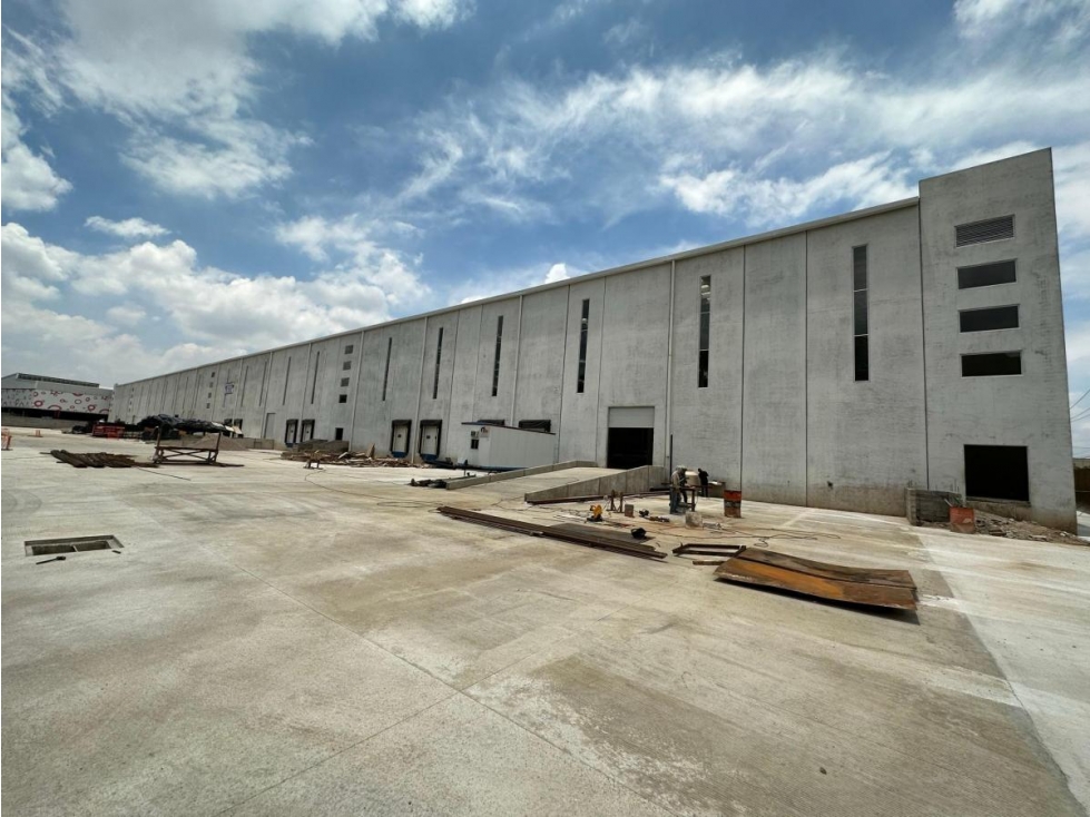 RENTA DE NAVE EN TLALNEPANTLA DE 15,744M2 - 1