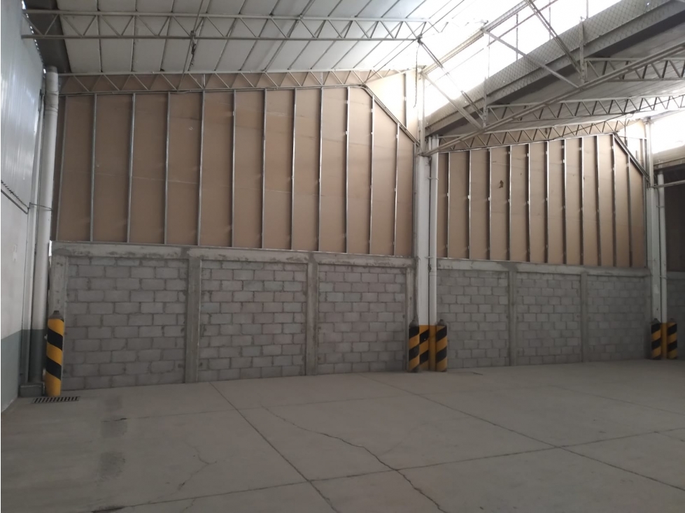 RENTA NAVE TULTITLAN 315 m2 - 3