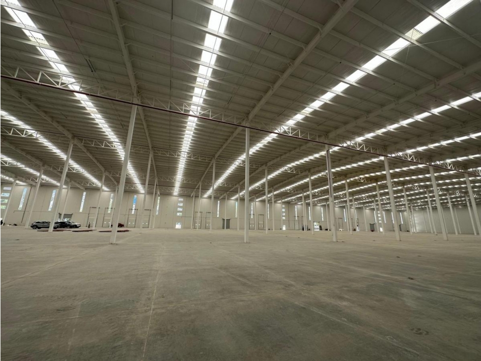 RENTA DE NAVE EN TLALNEPANTLA DE 15,744M2 - 3