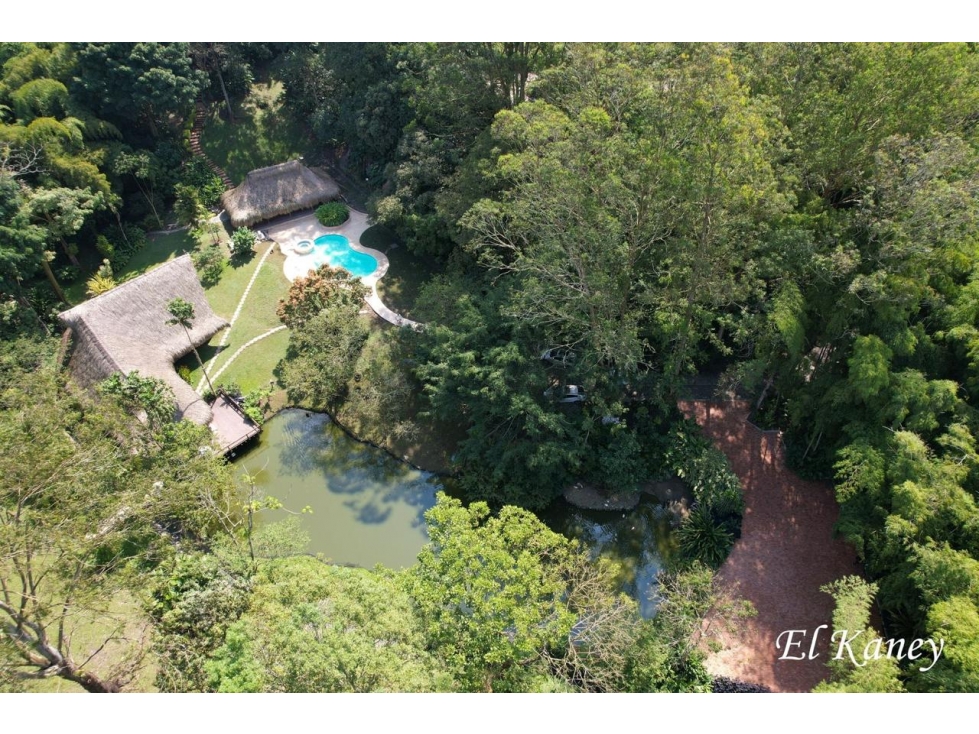 VENTA DE LUJOSO CENTRO ECOLOGICO EL KANEY A 20 KM DE MEDELLÍN — foto 6