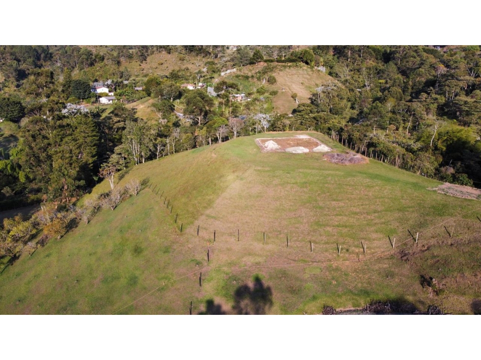 SE VENDE LOTE DE USO MIXTO EN KM 1 VEREDA DON DIEGO EL RETIRO — foto 2