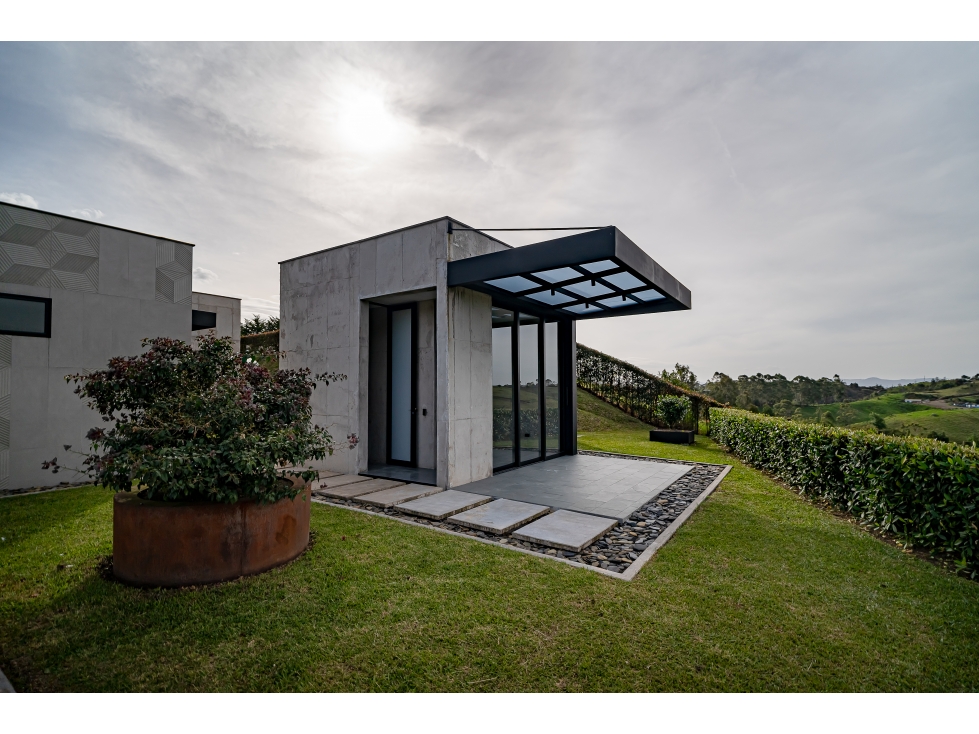 Exclusiva casa en venta Carmen de Viboral - vía la ceja — foto 4