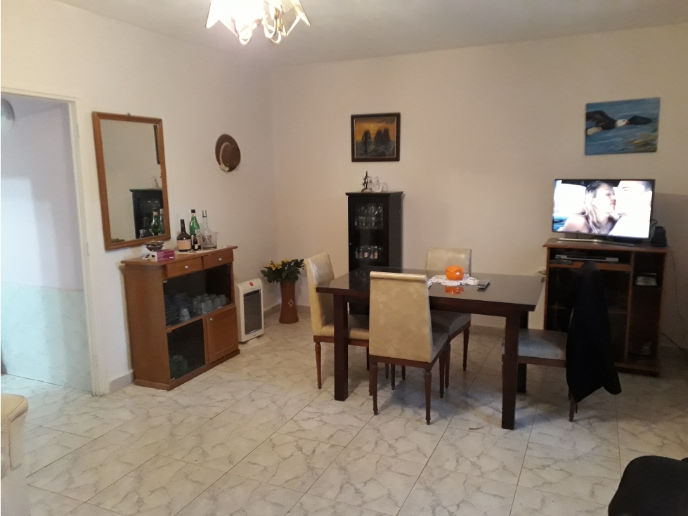 VENTA CASA · Apta a CREDITO H· GODOY CRUZ - 3
